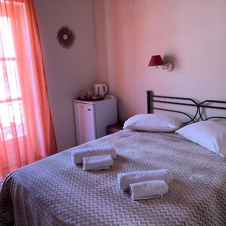 Guesthouse Corali ไฮดรา ภายนอก รูปภาพ