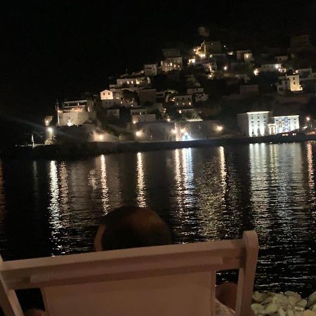 Guesthouse Corali ไฮดรา ภายนอก รูปภาพ