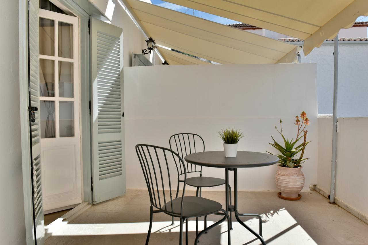 Guesthouse Corali ไฮดรา ภายนอก รูปภาพ