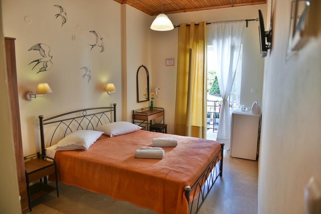 Guesthouse Corali ไฮดรา ภายนอก รูปภาพ