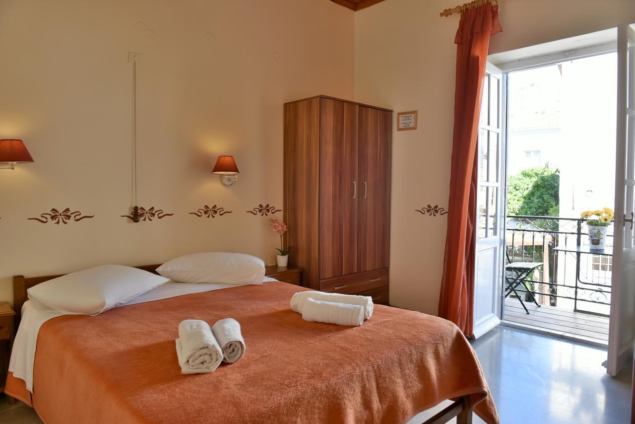 Guesthouse Corali ไฮดรา ภายนอก รูปภาพ